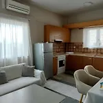 Apartman Stylish Modern Flat In Pyrgos Near Olympia