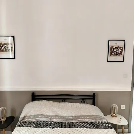 Stylish Modern Flat In Pyrgos Near Olympia Apartmán