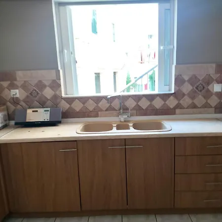 Stylish Modern Flat In Pyrgos Near Olympia Apartmán